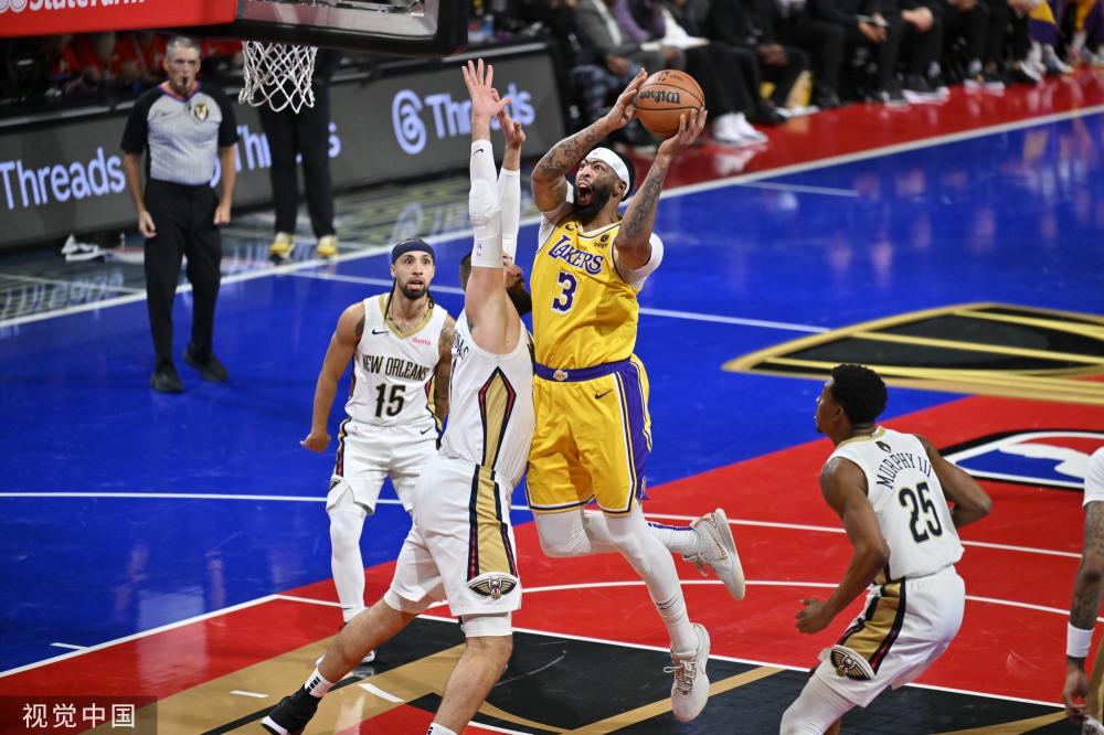 在西班牙足 在西班牙足